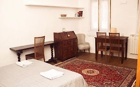 Vintage Apartments In The Heart Of Florence